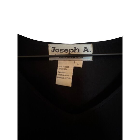 Joseph A Vintage Black Sweater With Crochet Granny Squares & V-Neck - Picture 3 of 4